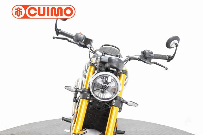 Triumph Speed 400 – Vista 20