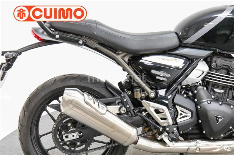 Triumph Speed 400 – Vista 8