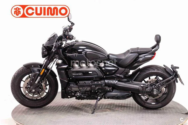 Triumph Rocket – Vista 17