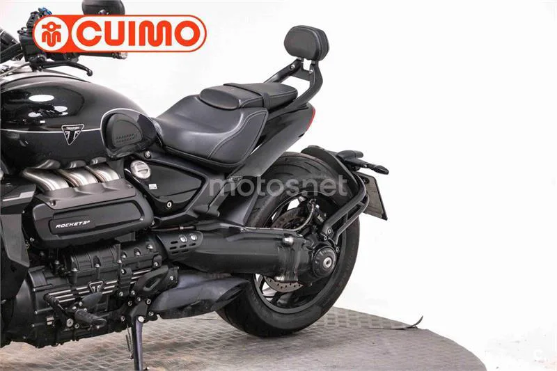 Triumph Rocket – Vista 22