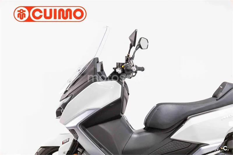 SYM Maxsym 400 – Vista 18