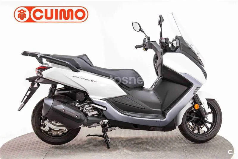 SYM Maxsym 400 – Vista 5