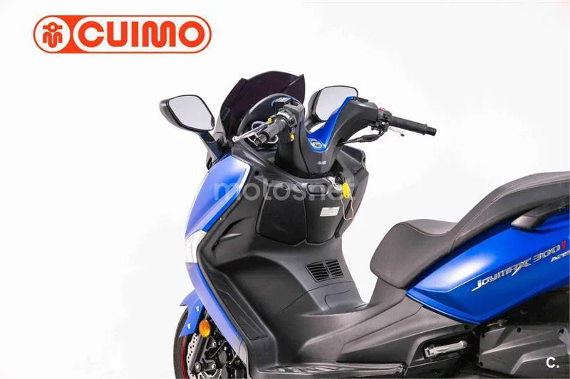 SYM Joymax 300 – Vista 15