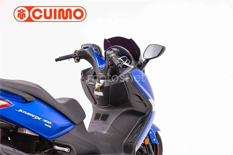 SYM Joymax 300 – Vista 10