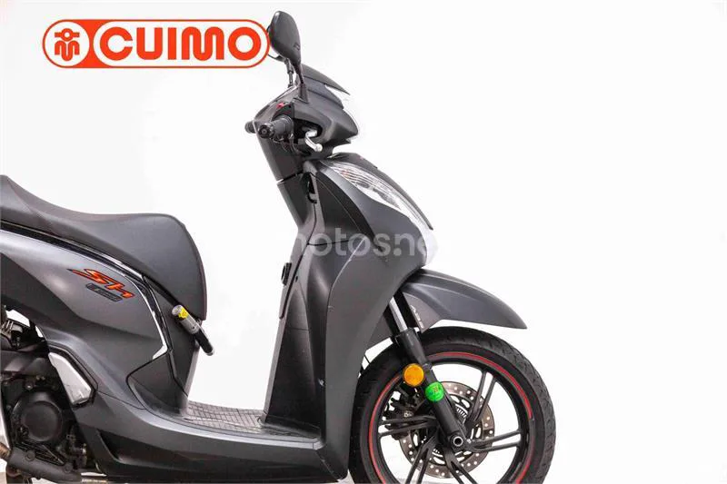 Honda SH 300i – Vista 6