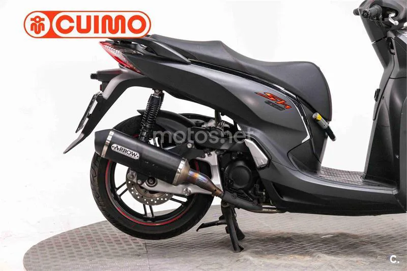 Honda SH 300i – Vista 8