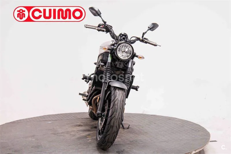 Yamaha XSR 700 – Vista 18