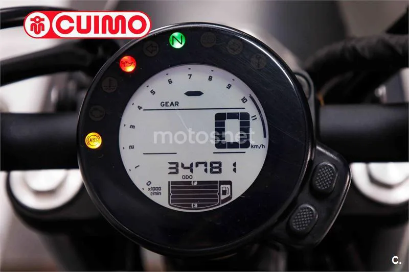 Yamaha XSR 700 – Vista 19