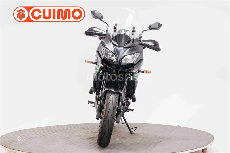 Kawasaki Versys – Vista 17