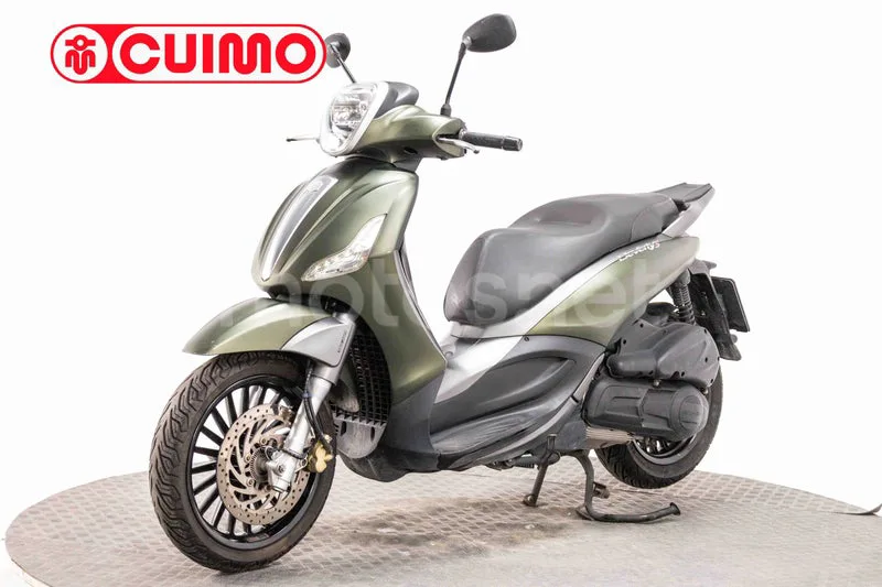 Piaggio Beverly 300 – Vista 18