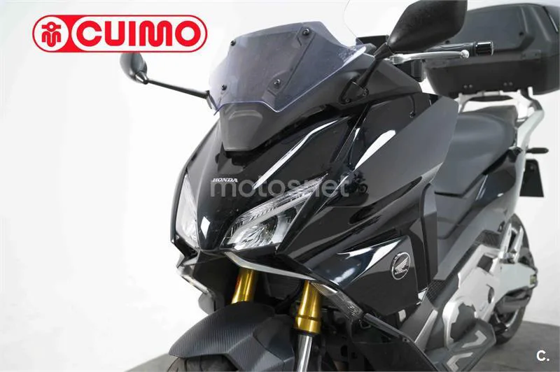 Honda Forza 750 – Vista 22