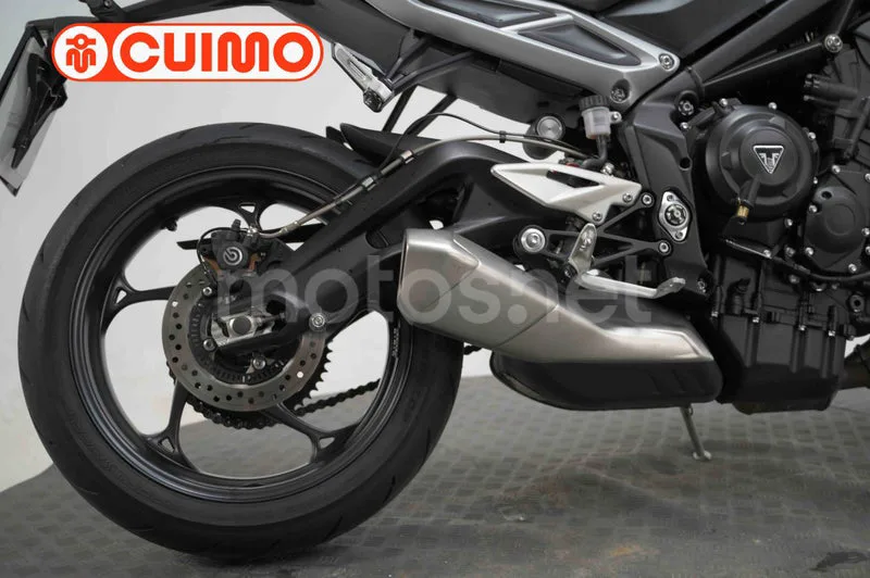 Triumph Street Triple – Vista 14