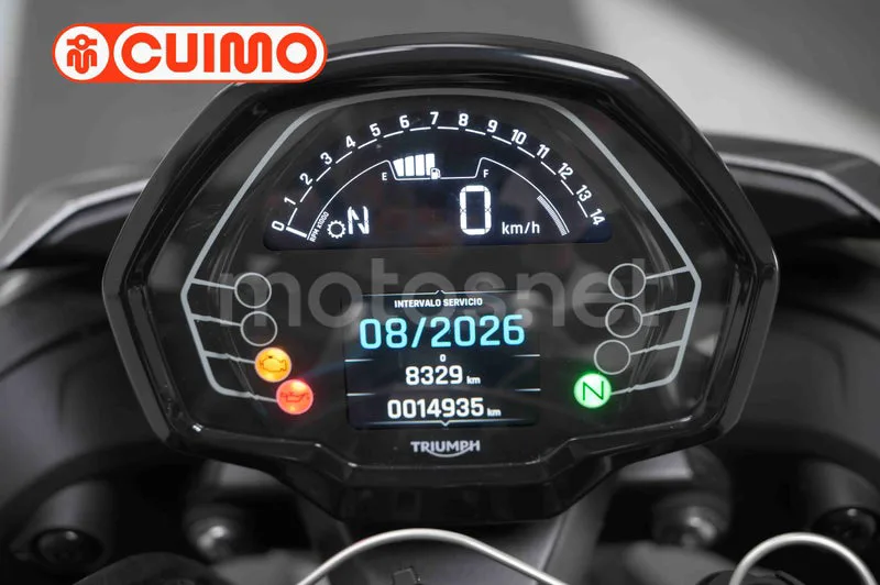 Triumph Street Triple – Vista 24