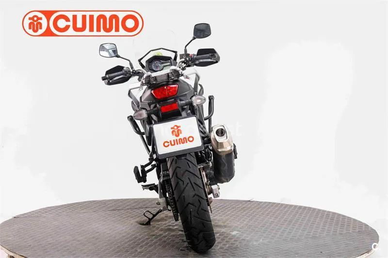 Suzuki V-Strom 650 – Vista 11