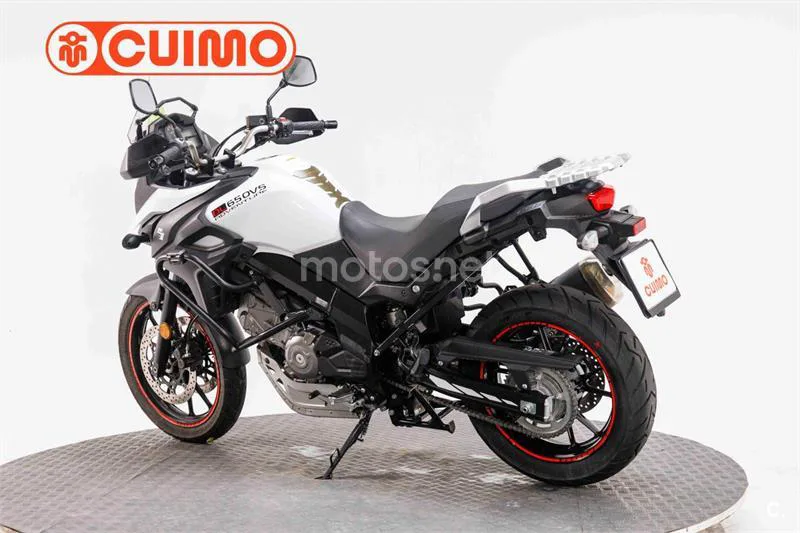 Suzuki V-Strom 650 – Vista 13