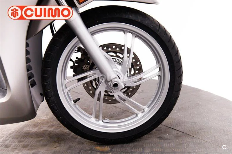Honda SH 350i – Vista 14
