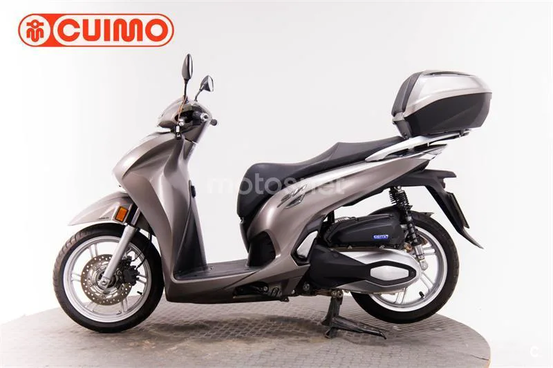 Honda SH 350i – Vista 8