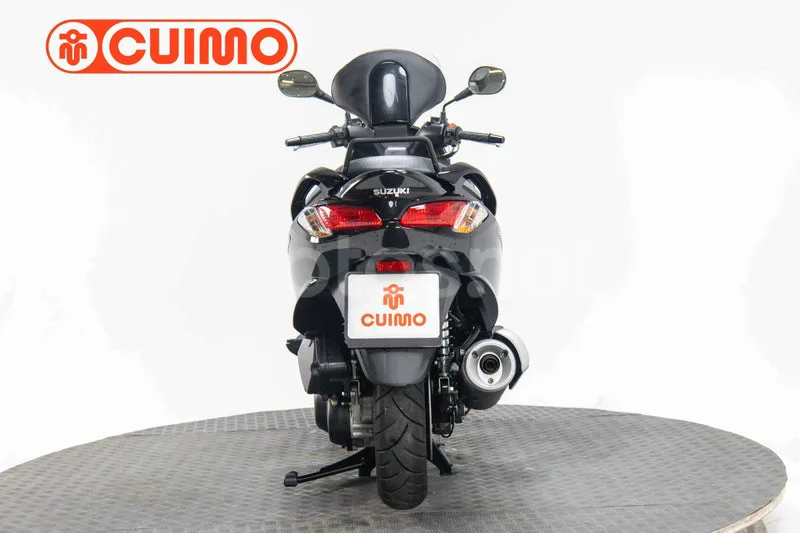 Suzuki Burgman 200 – Vista 11