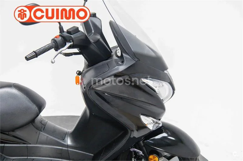 Suzuki Burgman 200 – Vista 6