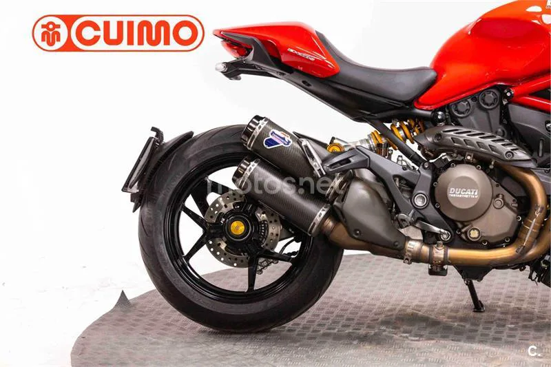 Ducati Monster 1200 S – Vista 8
