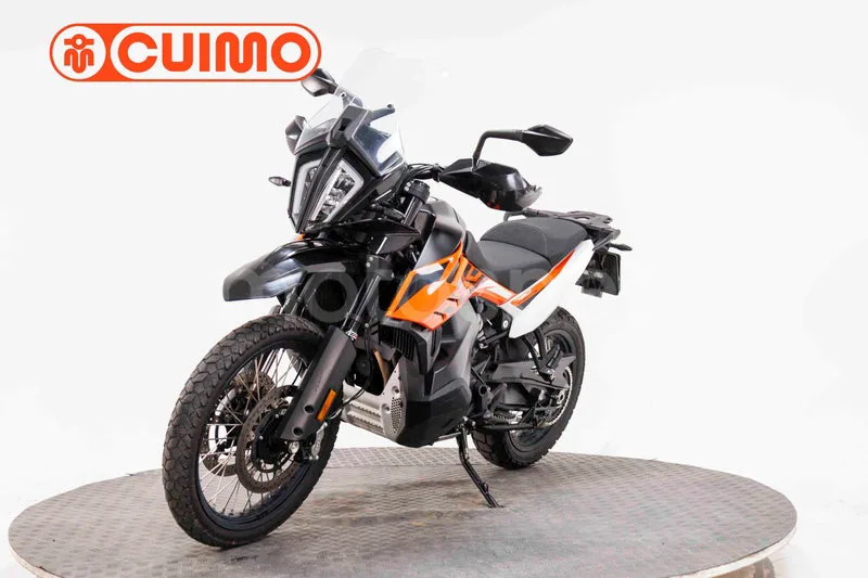KTM 790 – Vista 18