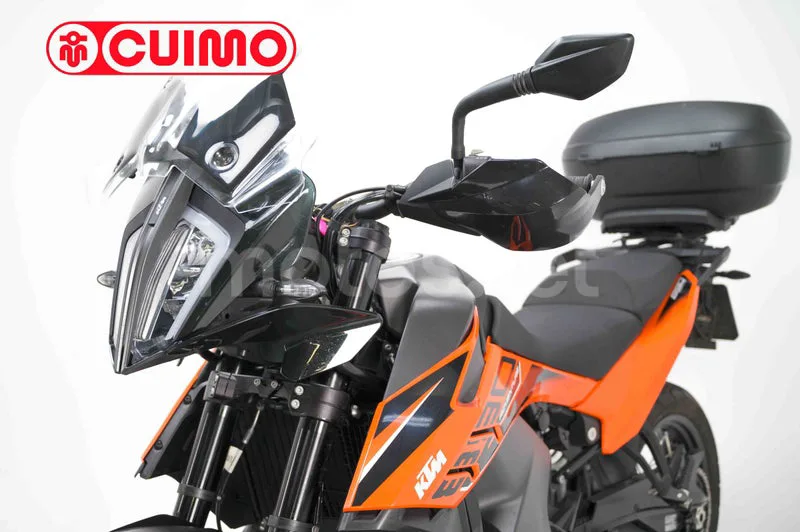 KTM 890 – Vista 22