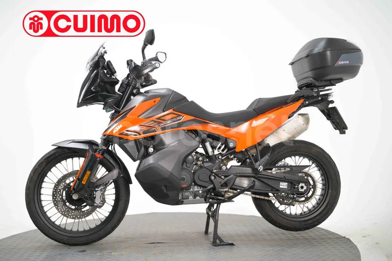 KTM 890 – Vista 8