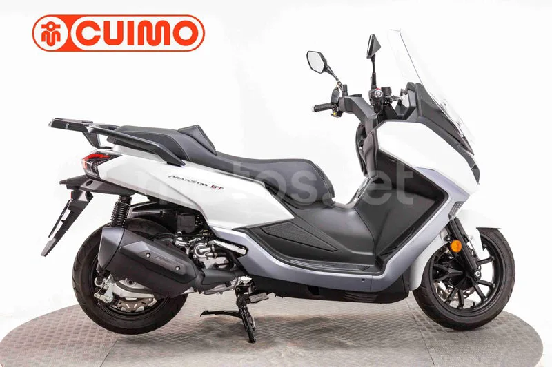 SYM Maxsym 400 – Vista 5