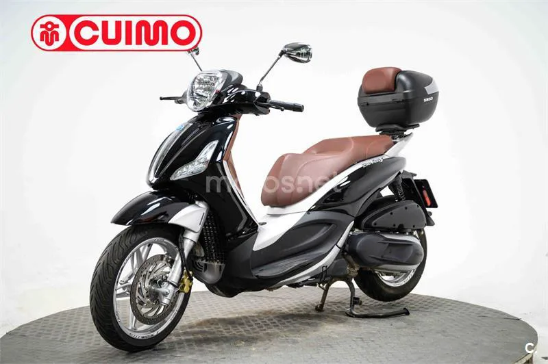 Piaggio Beverly – Vista 9