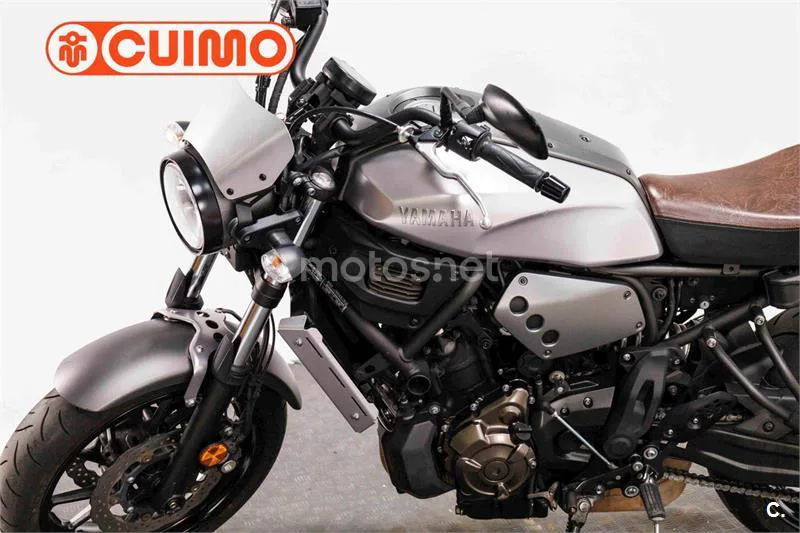 Yamaha XSR 700 – Vista 17