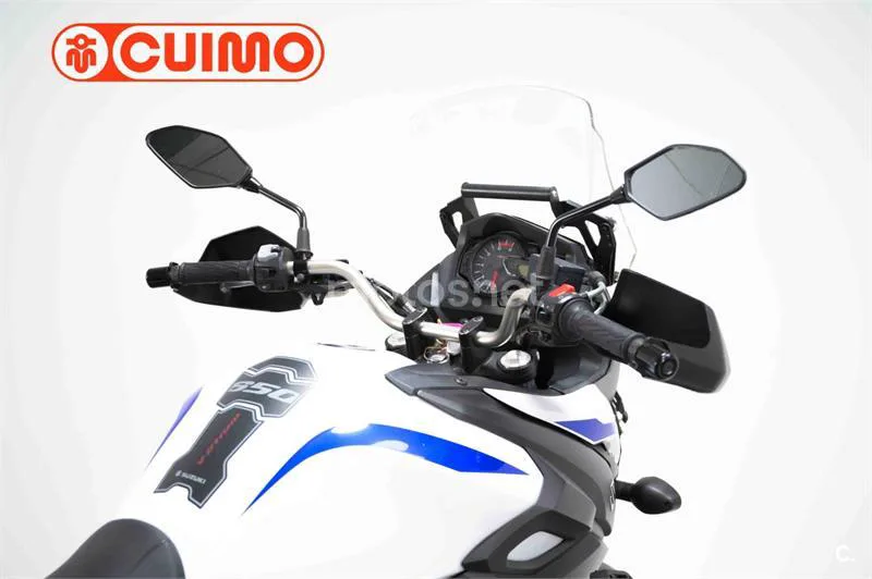 Suzuki V-Strom 650 – Vista 15
