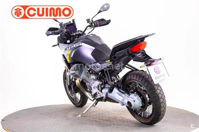 Moto Guzzi Stelvio – Vista 12