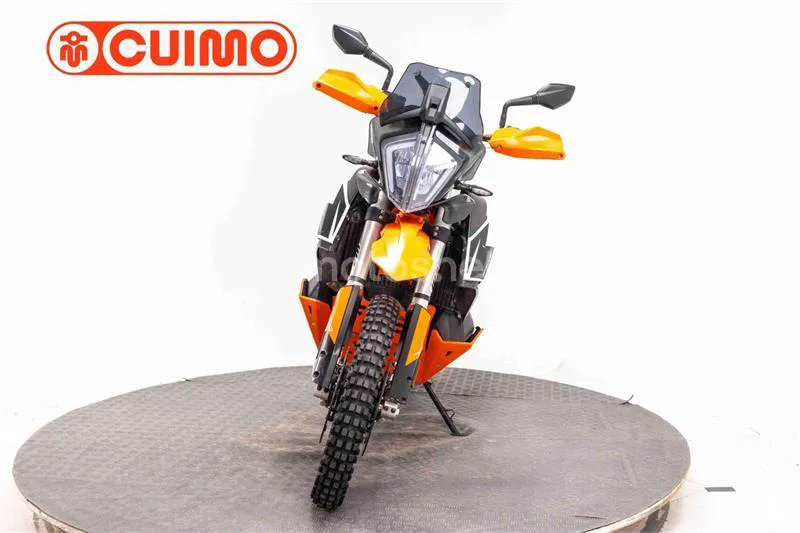 KTM 790 – Vista 22