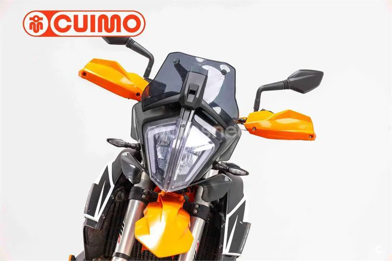 KTM 790 – Vista 23