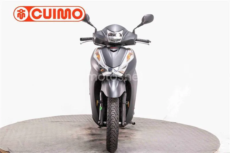 Honda SH 300i – Vista 20