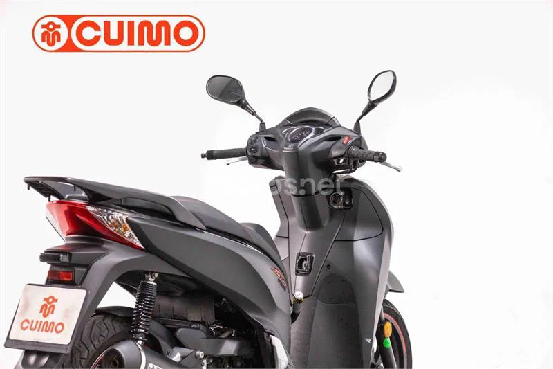 Honda SH 300i – Vista 10