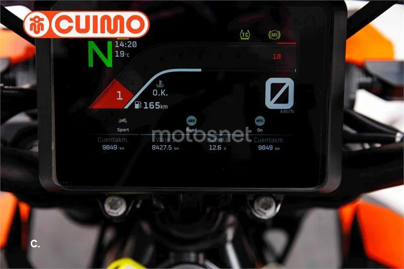 KTM 990 – Vista 22