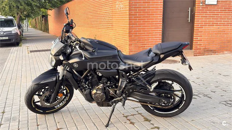Yamaha MT-07 – Vista 5