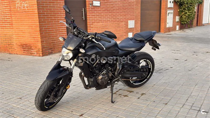 Yamaha MT-07 – Vista 6