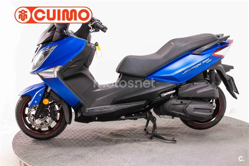 SYM Joymax 300 – Vista 17