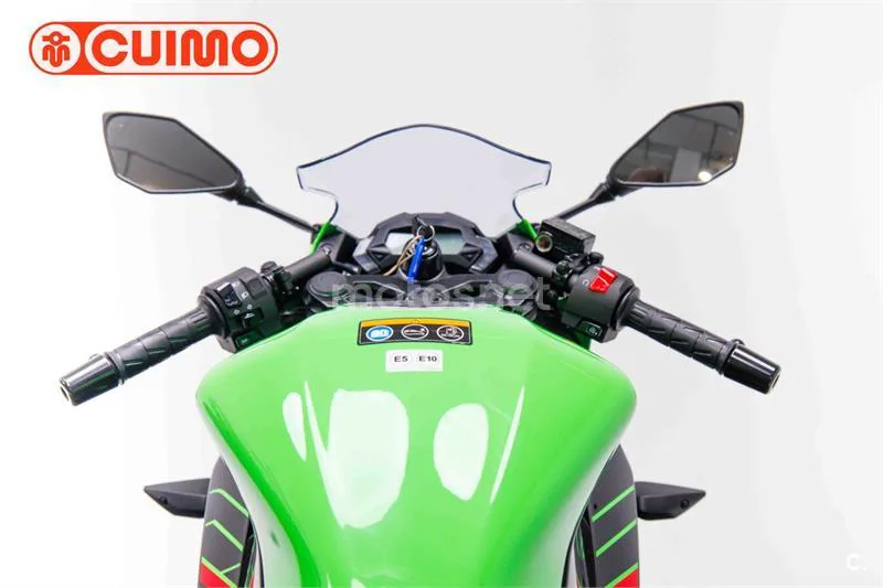 Kawasaki Ninja 125 – Vista 17