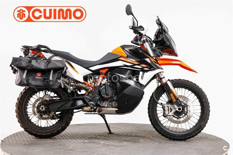 KTM 890 – Vista 5