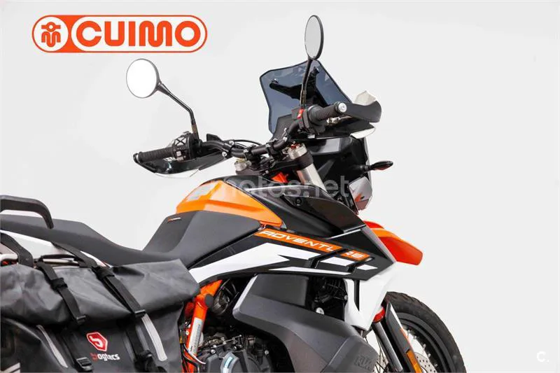 KTM 890 – Vista 10