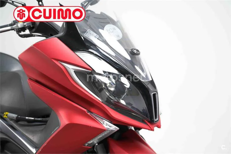 Kymco Super Dink 350 – Vista 11