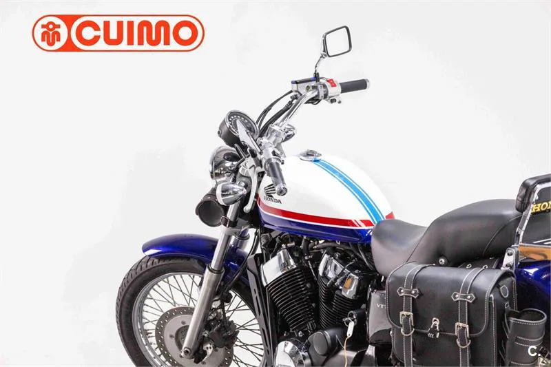 Honda VT 750 C Shadow – Vista 15