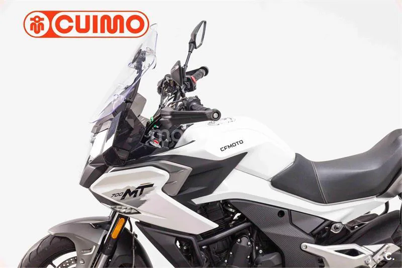 CFMOTO 700MT – Vista 18