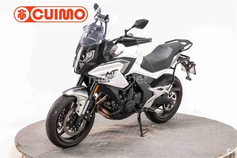 CFMOTO 700MT – Vista 20