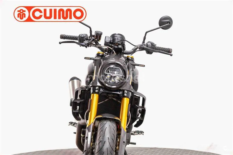 Indian FTR 1200 – Vista 22