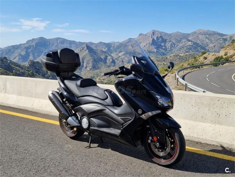 Yamaha TMAX 530 – Vista 3
