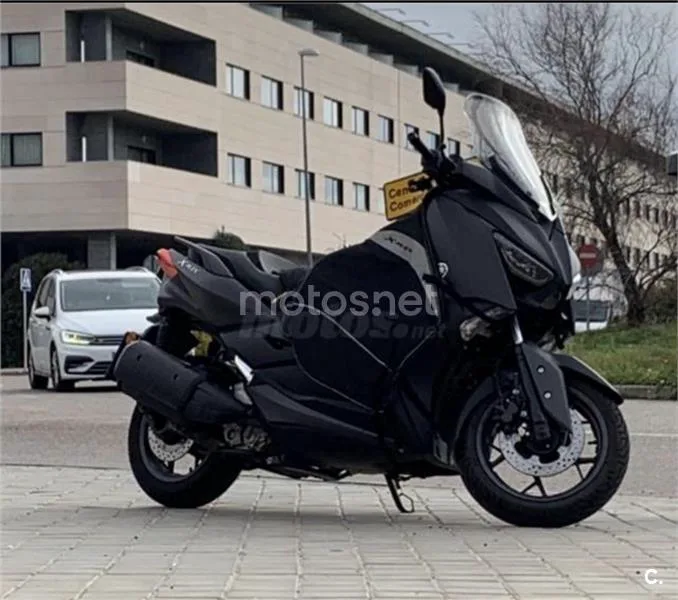 Yamaha XMAX 300 – Vista 2